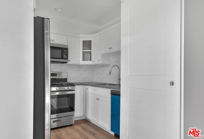 Photo - 1013 N Wilton Pl