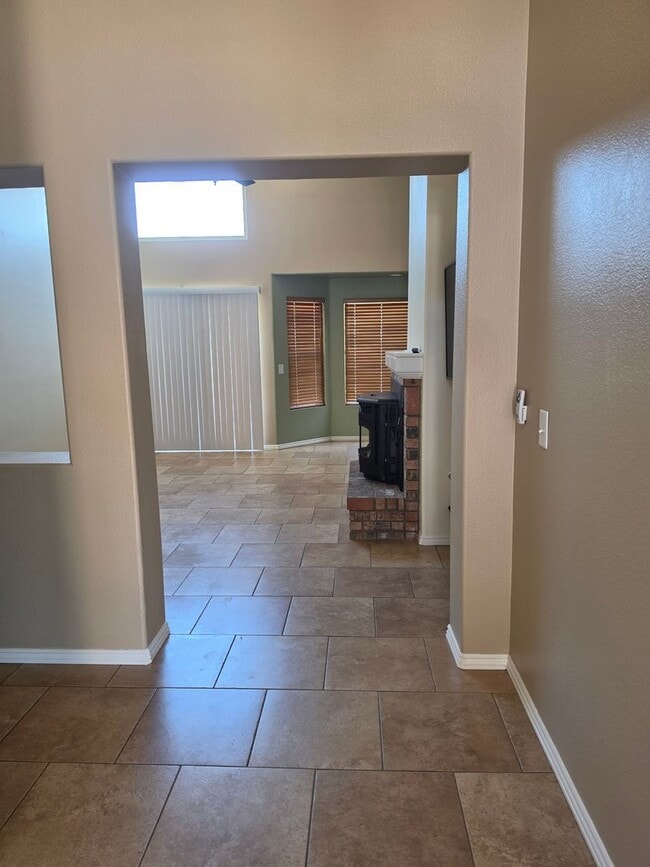 Photo - Spacious 4 Bedroom 2 bath Home in Victorville – Landscaping Included!