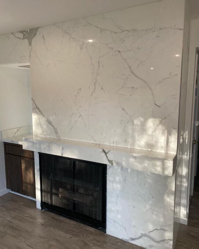 Photo - Beautifully Renovated 3+2 Creekside Condo ... Unit 244