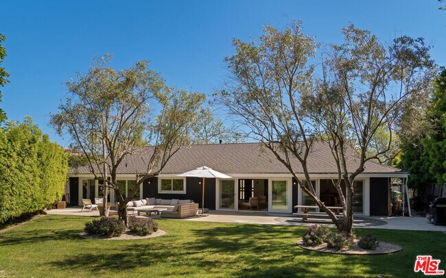 Photo - 6202 Frondosa Dr