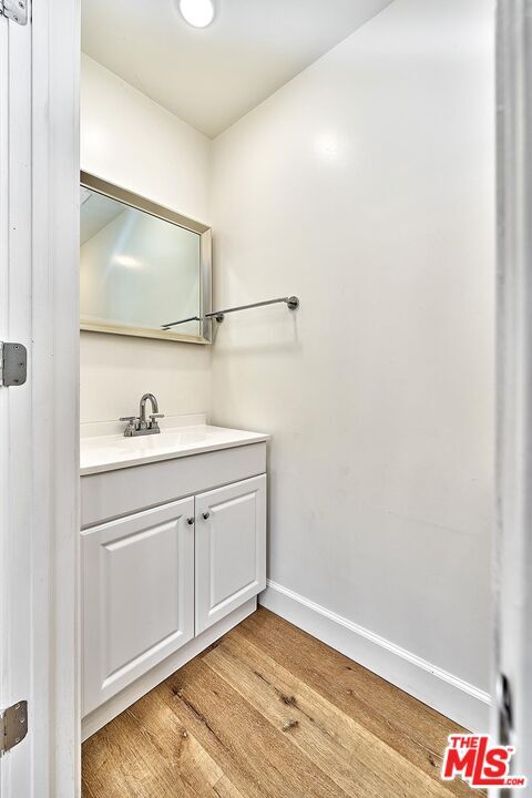 Photo - 14550 Burbank Blvd Unit 103