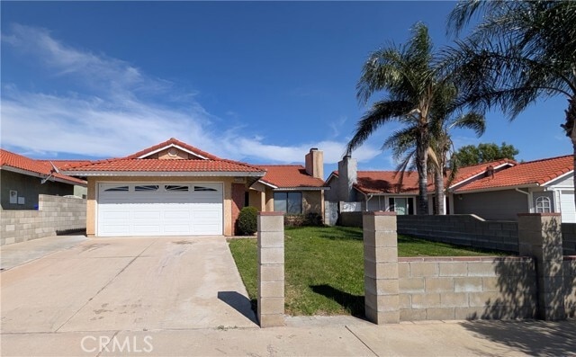 Building Photo - 9455 Fremontia Ave