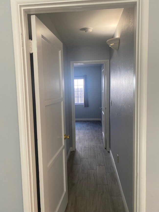 Photo - 536 Grant St Unit B