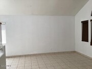 Photo - 607 Esther Dr House
