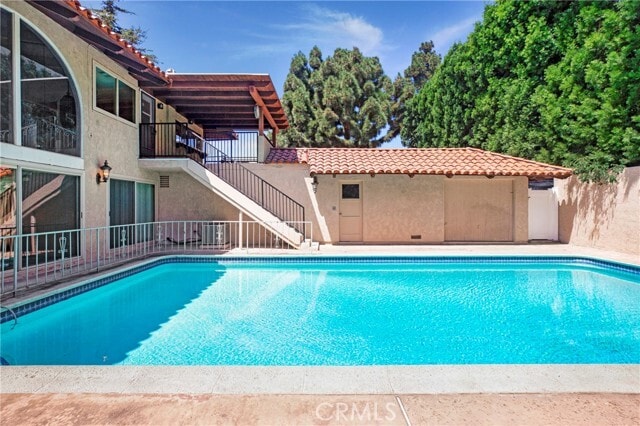 Photo - 1731 La Loma Dr House