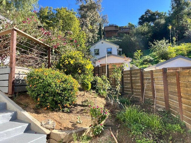 Photo - 1866 N Ave 56 Unit 1866