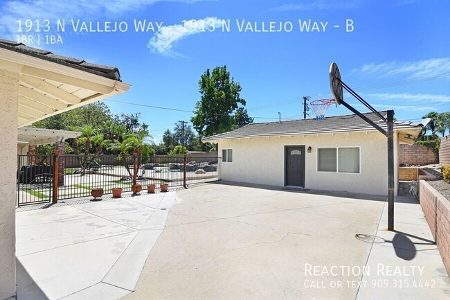 Photo - 1913 N Vallejo Way Unit B