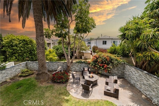 Building Photo - 1036 Palos Verdes Blvd Rental