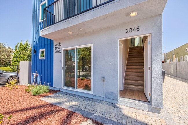 Building Photo - 2848 Virginia Rd Unit 2848