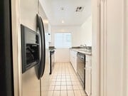 Photo - 5139 W Maplewood Ave Apartment Unit 5139