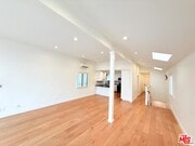 Photo - 1737 Steinhart Ave