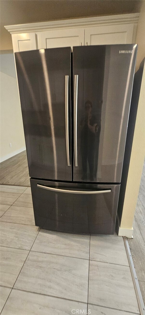 Photo - 1633 E 85th St