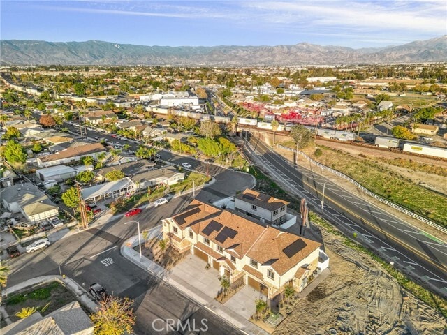 Photo - 904 S Hert St