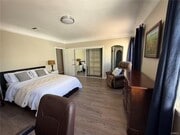 Photo - 113 N Doheny Dr