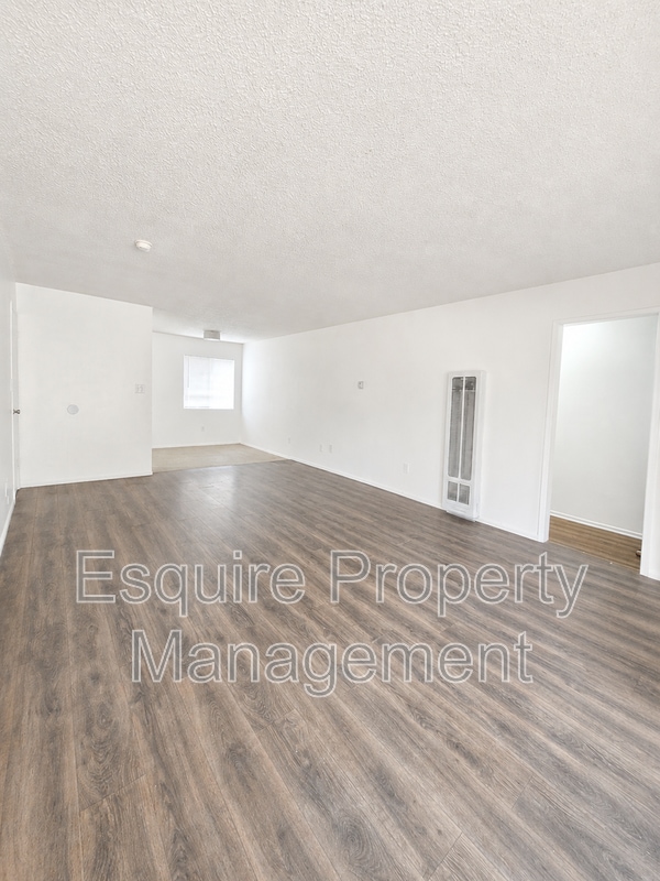 Photo - 2056 N Ventura Rd Unit #3