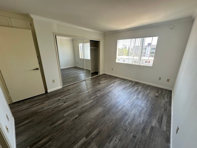 Photo - 4230 S Centinela Ave