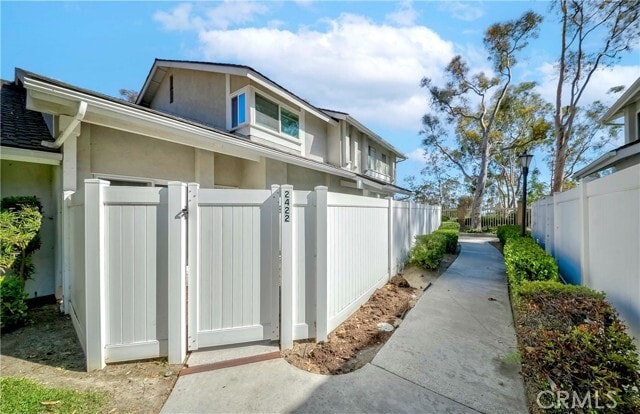 Building Photo - 2422 Coventry Cir