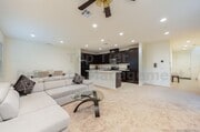 Photo - 506 Longmeadow St
