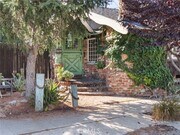 Photo - 2624 E 8th St