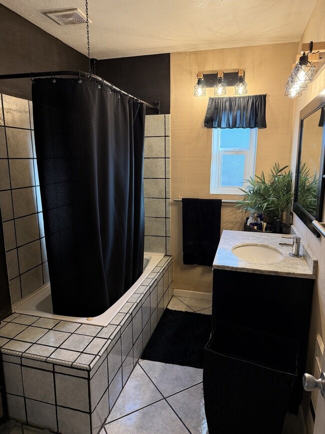 Photo - 10838 Floral Dr