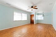 Photo - 1719 Marshallfield Ln House