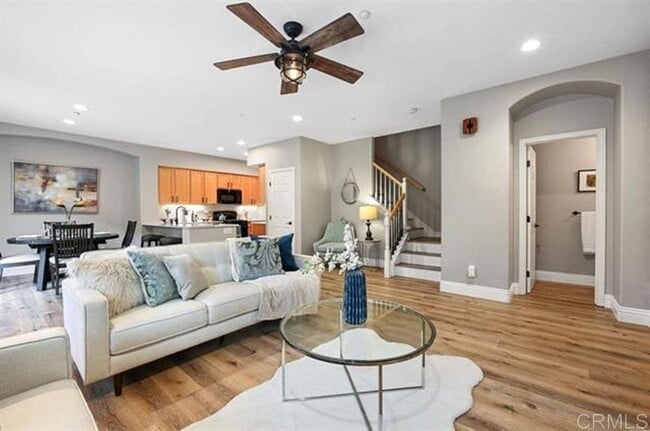 Photo - 1436 Clearview Way