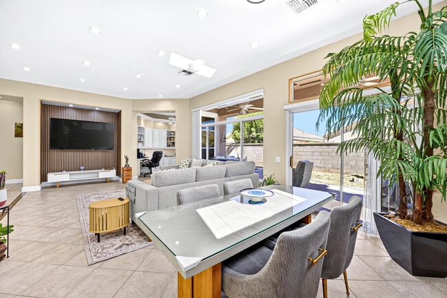 Photo - 78804 Platinum Dr