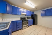 Photo - 5231 Huntington Dr Apartment Unit 4