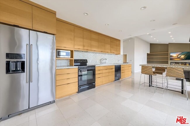 Photo - 6789 Shearwater Ln