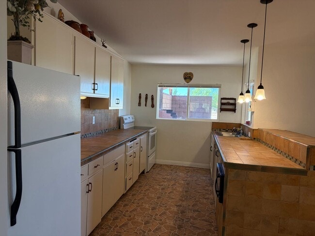 Photo - 3Bedroom/1.5 Bath Homeon 2.5 Acres...Rural Living At It's Best and For Only $2100 a Month