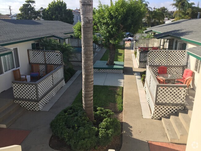 Building Photo - 1159 Felspar St Unit 1159 Rental