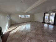 Photo - 957 S Salem St