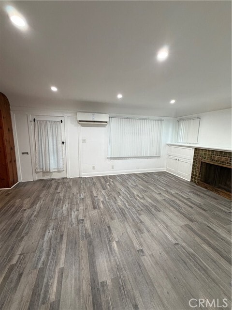 Photo - 1802 E Glenoaks Blvd