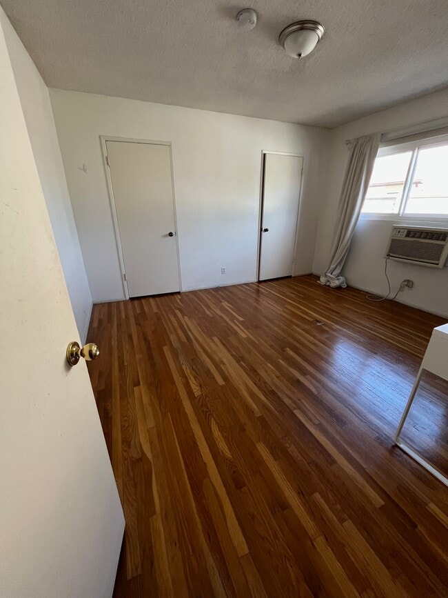 Photo - 12817 Kling St Unit 1