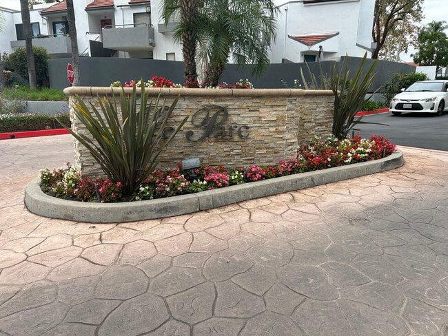 Photo - 1109 Tivoli Ln