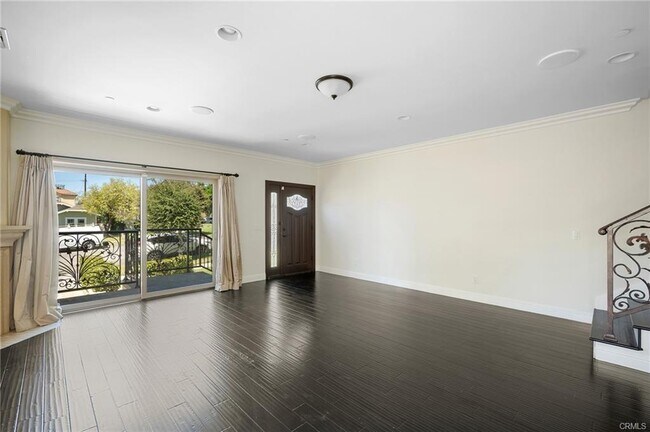 Photo - 750 E Orange Grove Ave