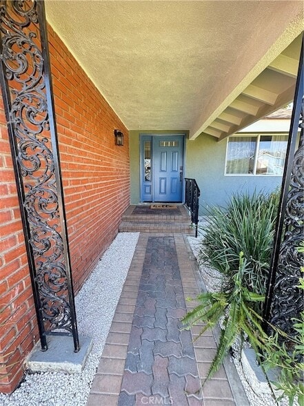 Photo - 6911 Laurelhurst Dr
