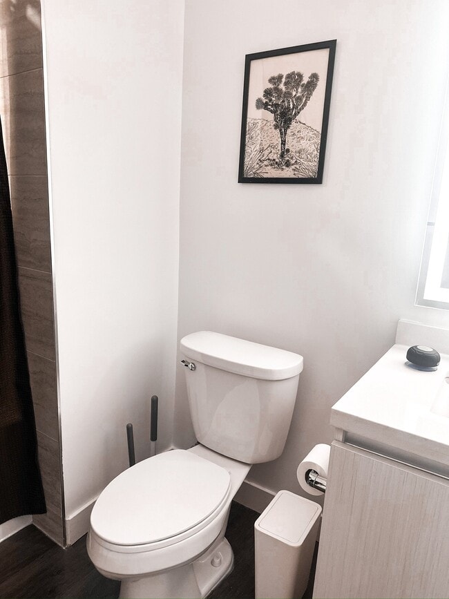 Photo - 207 E Seaside Way Unit 112