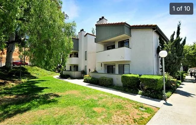 Building Photo - 110 N 2nd Ave Unit 1