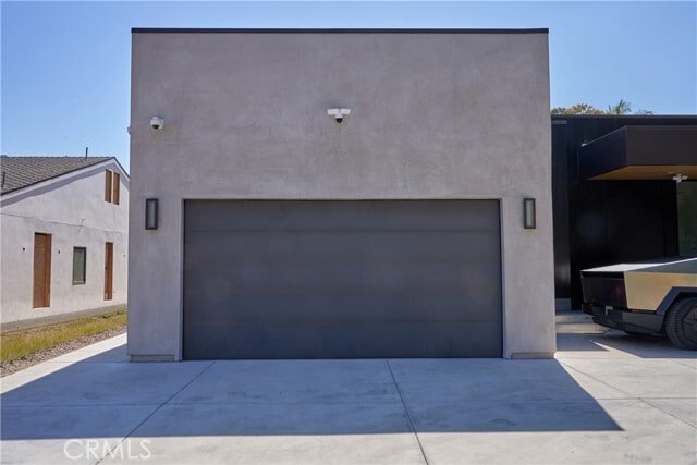 Building Photo - 1119 N Crestview Dr