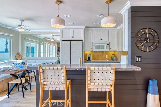 Photo - 711 Pacific Coast Hwy Unit 421