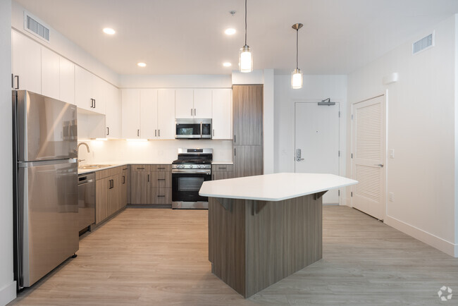 Enzo - Enzo Apartments