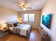 Photo - Franklin Vista Apartments