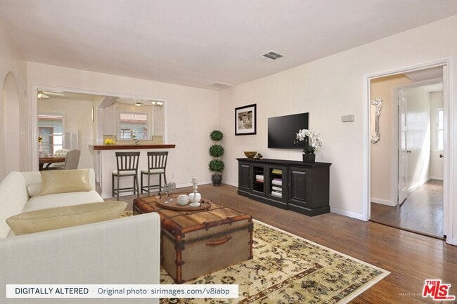 Photo - 311 S Church Ln