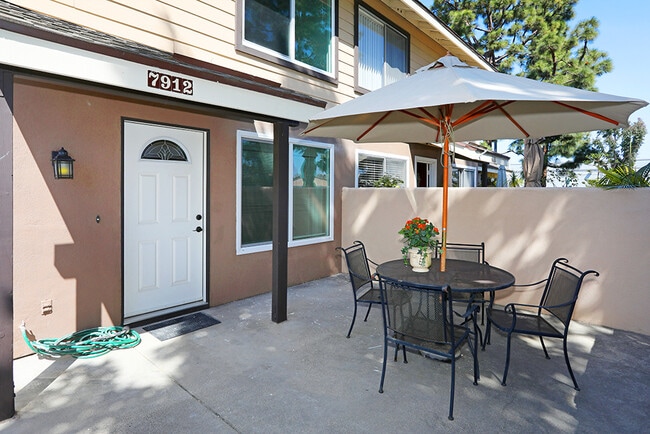 Photo - 7912 Rainbow Cir