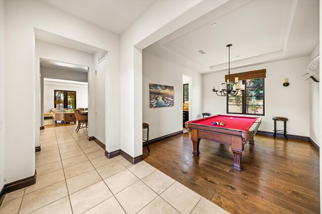 Photo - 347 Island Oak Ln