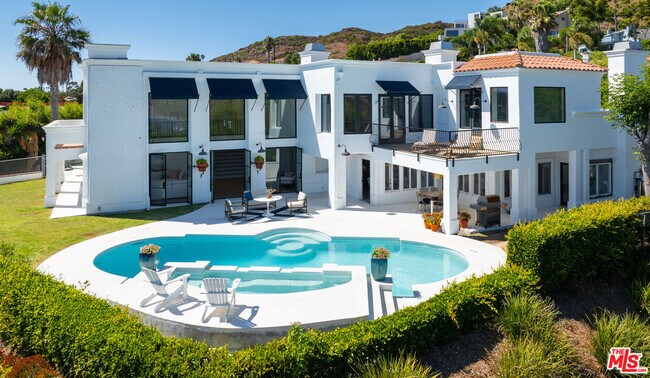 Photo - 26742 Via Linda St