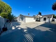 Photo - 14154 Cohasset St
