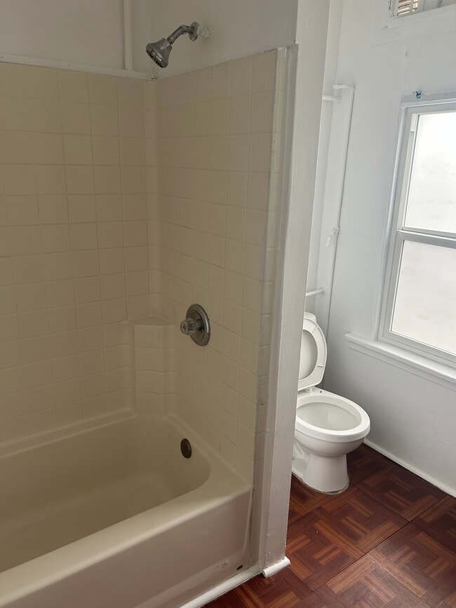 Photo - 2874 W 15th St Unit 4