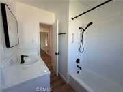 Photo - 904 N 2nd Ave